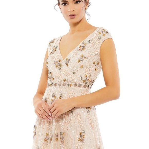 NWT Mac Duggal 93575 Embellished Wrap Over Cap Sleeve A-Line Gown Blush Size 18 - Picture 10 of 16